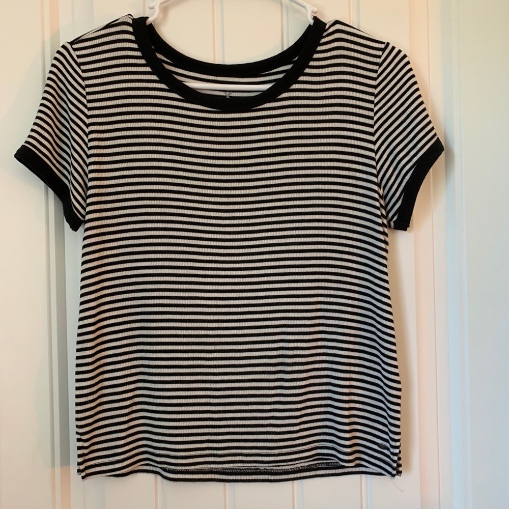 Cropped Tee